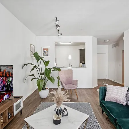 Marina Del Rey Beautiful View, Free Parking, Pool, Jacuzzi Apartment